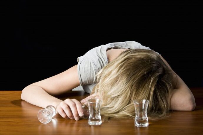 naine joob alkoholi, kuidas loobuda
