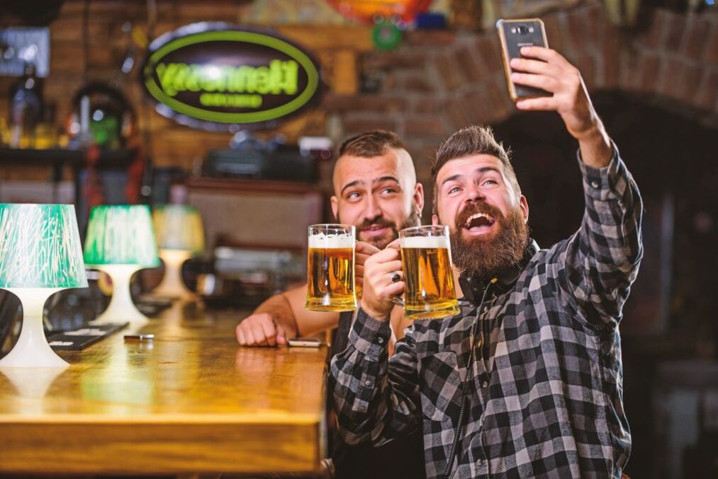 mehed joovad õlut, kuidas lõpetada