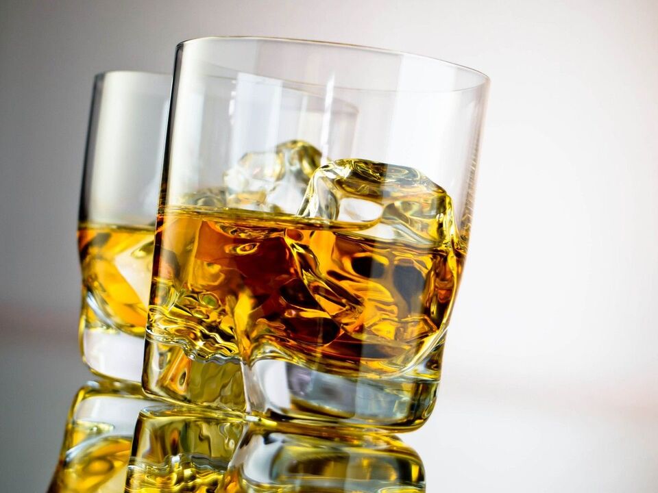 Alkohol, mis põhjustab naistel füüsilist ja psühholoogilist sõltuvust