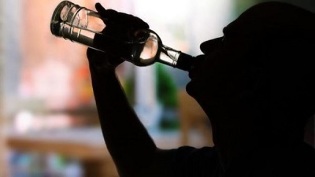 esimesed alkoholismi tunnused ja sümptomid